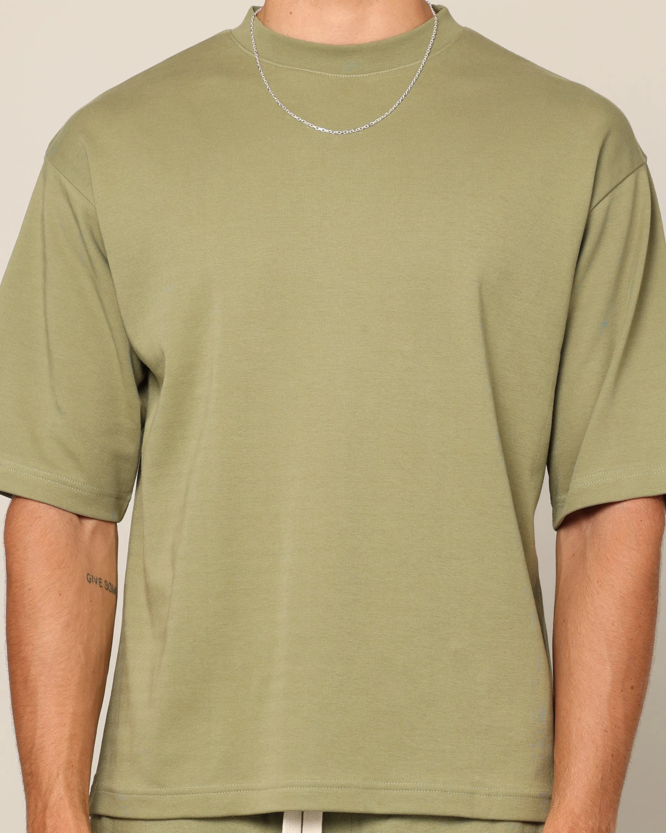 Carré Blanc Boxy T-Shirt Military