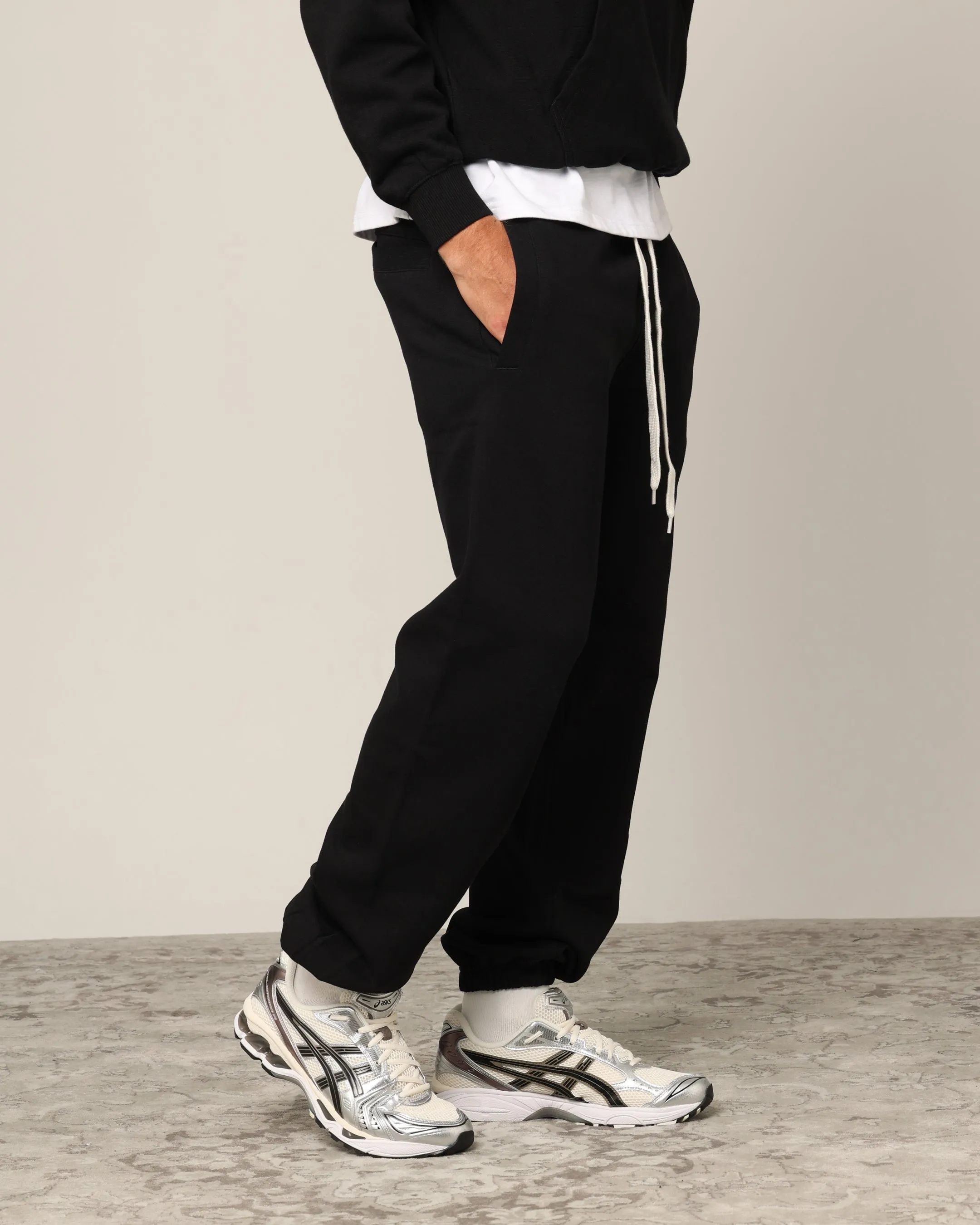 Carré Blanc Sweatpants Black