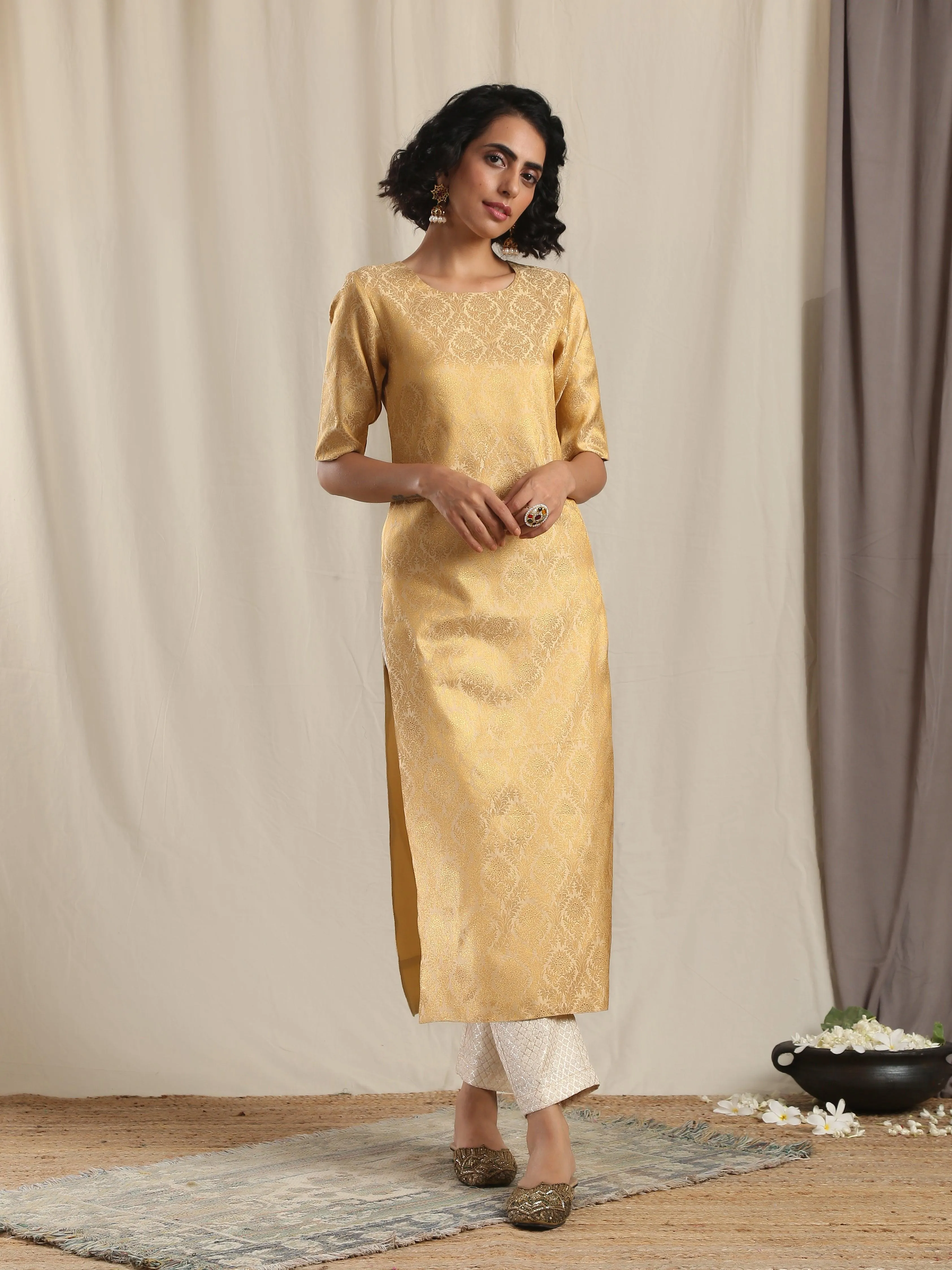 Gold Brocade Slit Kurta Pant Set