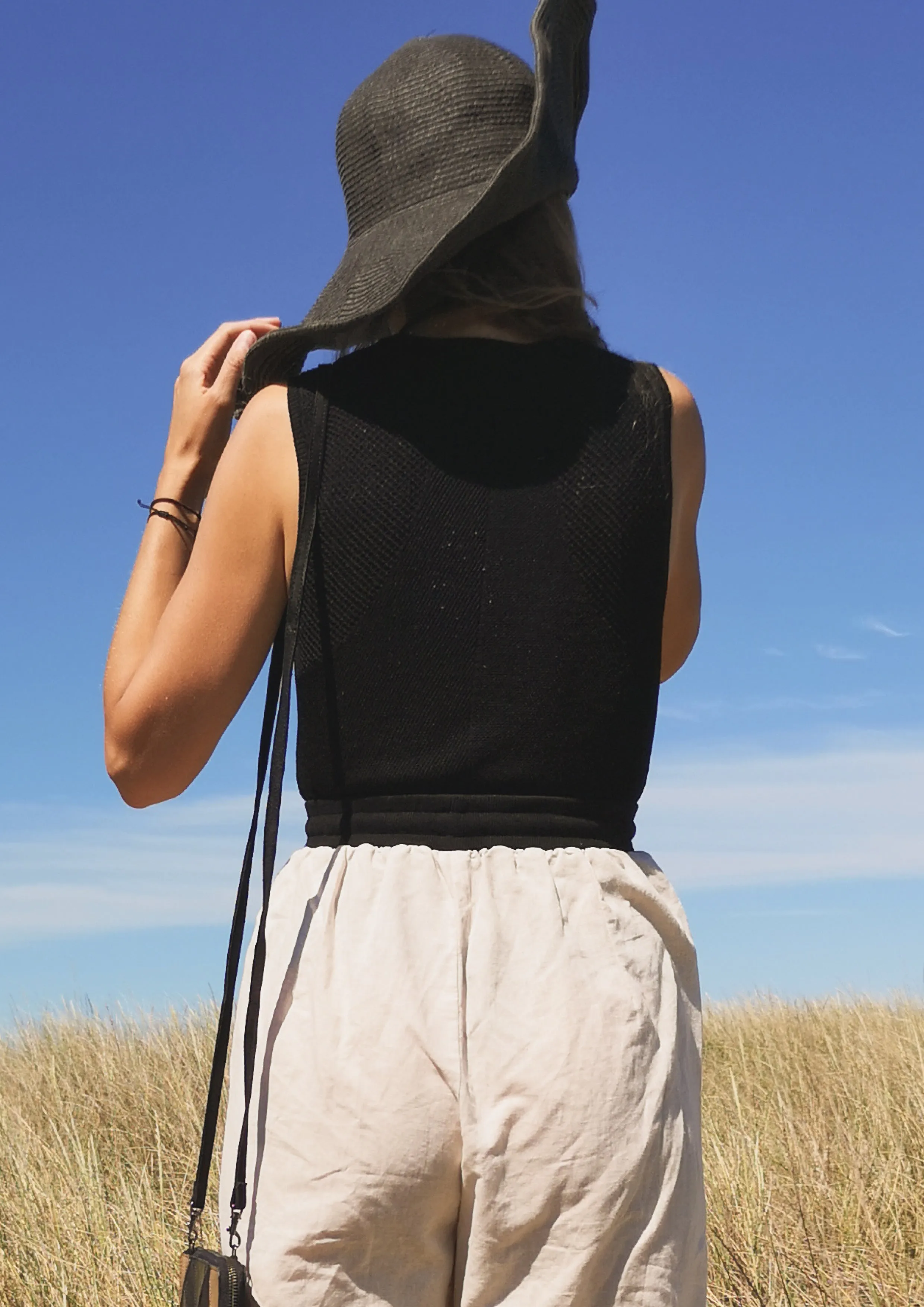 SHIRT SLEEVELESS STRETCH - KNIT black