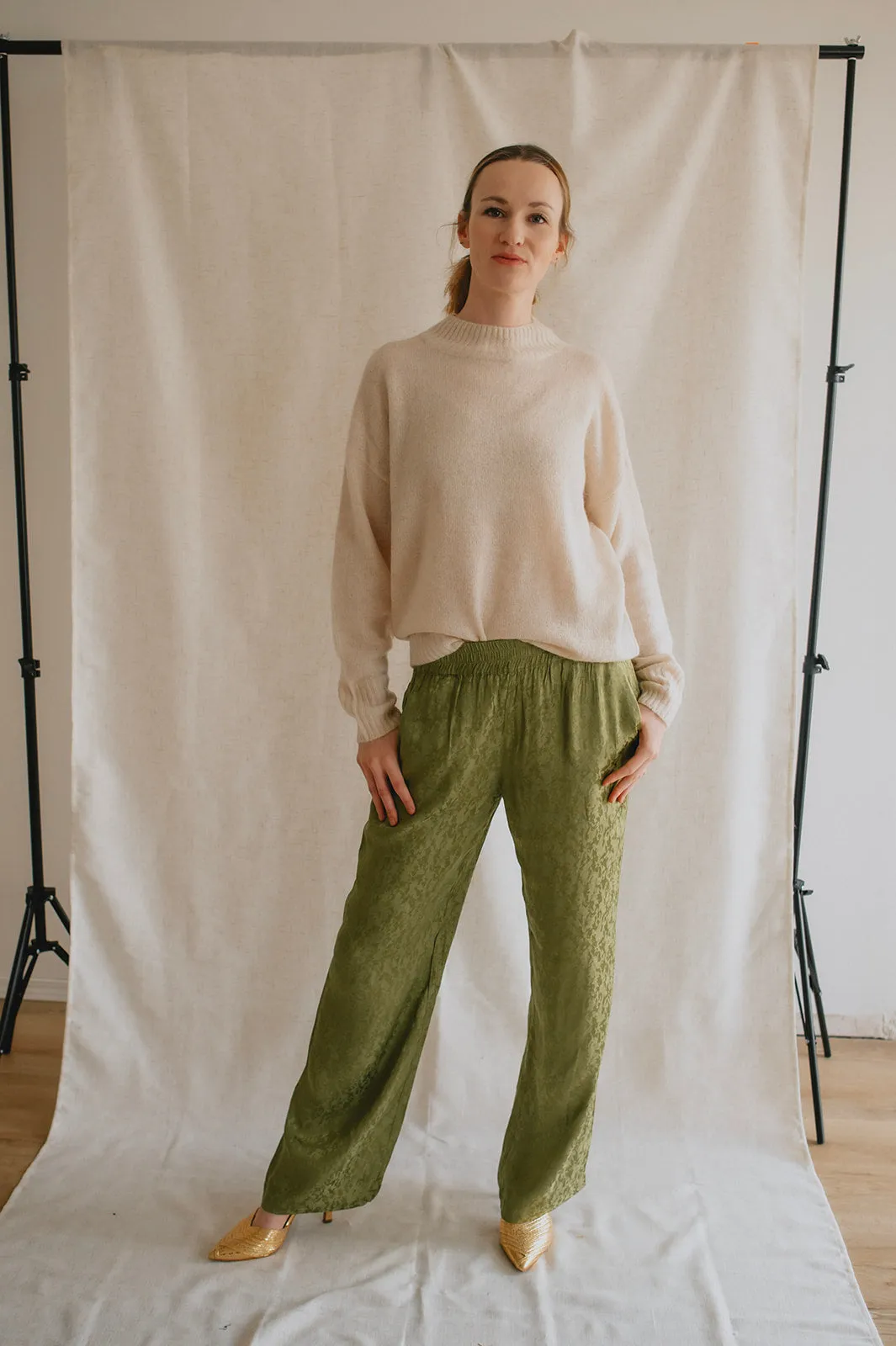 The Ikalli Satin Trouser - Guacamole - PLUS