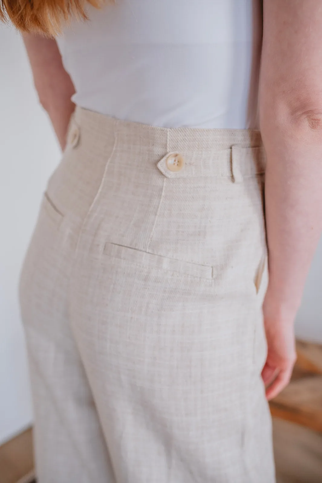 The Picpus Pant by FRNCH - Flax