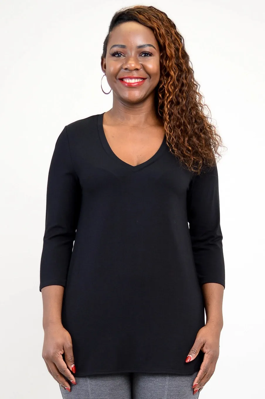 VNECK BAMBOO BLACK 3/4 SLEEVE TOP