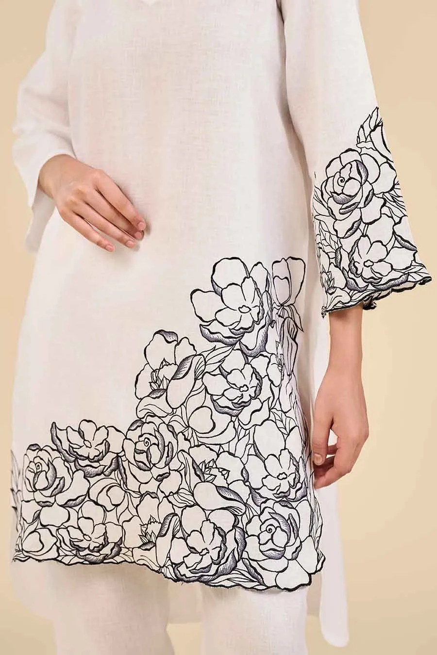 White Rose Garden Black Embroidered Kurta & Pant Set