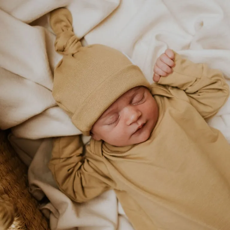 Zak & Zoé - Bonnet Nouveau-Né||Zak & Zoé - Newborn Knotted Hat